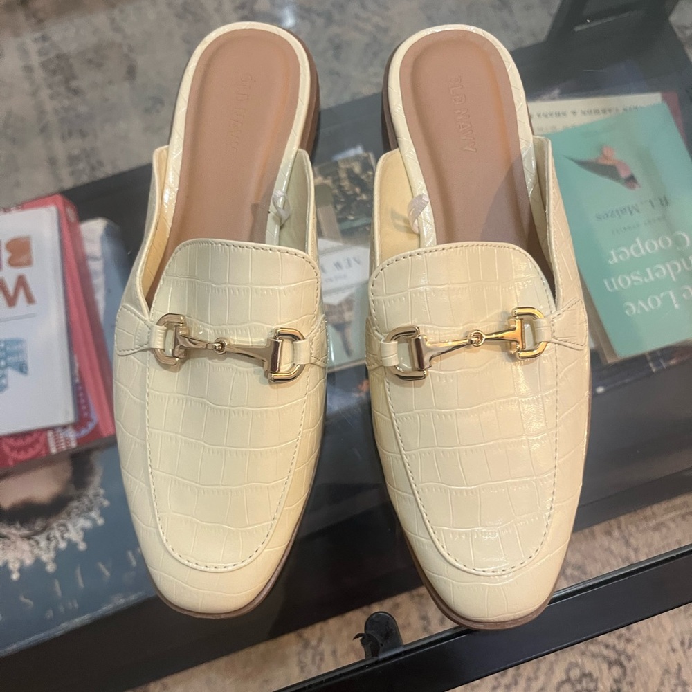 Old Navy Faux Leather Slip-On Loafers (NEVER WORN)